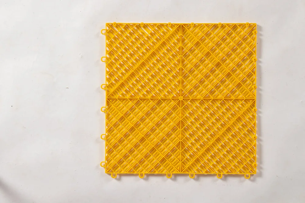 Low-profile grid 10